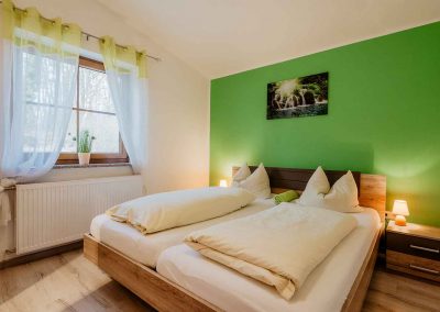 Ferienhaus-19-Schlafzimmer-2-Feriendorf-Ulrichsgrün_Waldmünchen